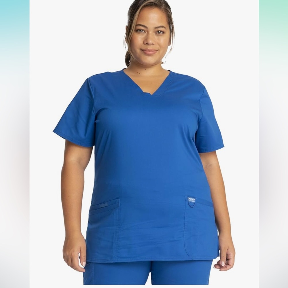 Cherokee Medical Women's Scrub Top V-Neck with 3
Pockets & Soft Fabric WW620